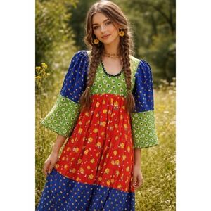 1960s 1970s Vintage Dress Novelty Print large bell Sleeves Young Innocent S/M